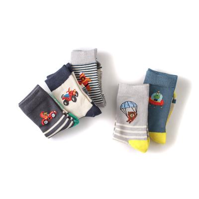 China Cute And Interesting Soft Comfortable Bamboo Boy's Socks QUICK DRY Kids for sale