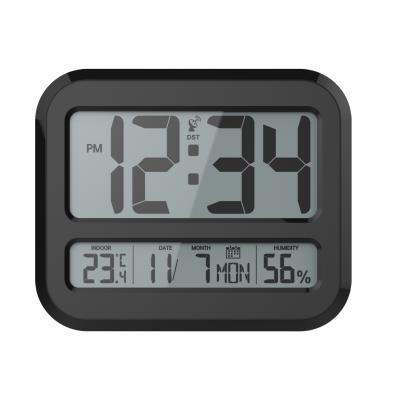 China Innenraumtemperatur Funkgesteuerte Digitalluhr Quadrat Led Wanduhr 22,6 X 2,7 X 18,8cm zu verkaufen