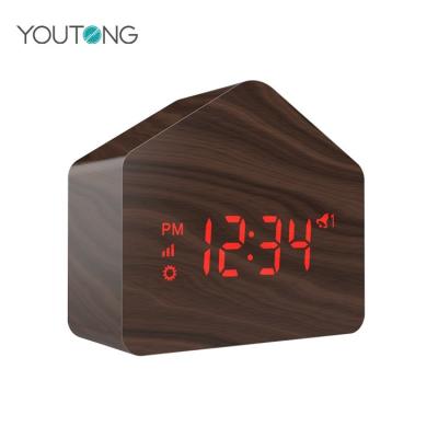 China Customized Logo Digital Clock Modern Digital Desk Table Clock Wooden Frame for sale