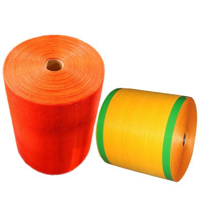 China Recyclable Italy raschel mesh roll bag for potatoes PE tube net roll bags for automatic machine packing for sale