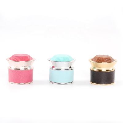 China Non Spill Color Magnetic Perfume Bottle Customized Lid Cap for sale