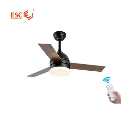 China With Remote Low Noise 3 Speed ​​Propeller Fan Decorative Light Plywood Blades Indoor Ceiling Fan With Lamp for sale