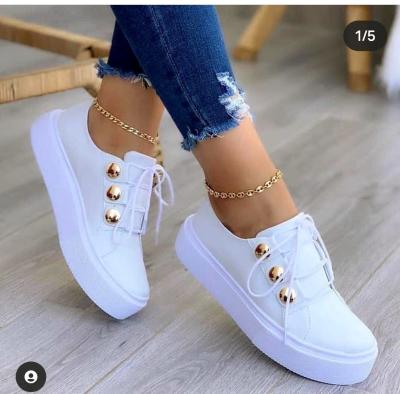 China Wholesale High Quality Leather Metal Ladies Comfortable Walking Casual White Shoes Fashion Trend Style Shoes For Women Chunky Sneakers for sale