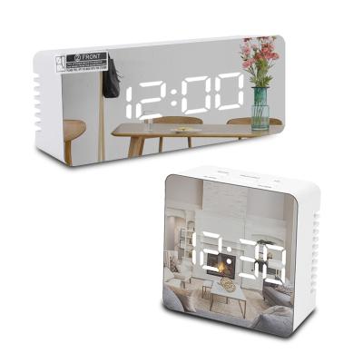 China Creative Led Digital Mirror Clock Antique Style Face Mirror Display Nap Display Timetable Alarm Electronic Alarm Clock for sale