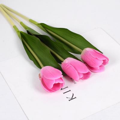 China Pilou Photo Decoration Tulip Simulation Flower Home Hotel Office Exquisite Flower for sale