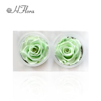 China HFloral Gift Wholesale 2pcs/box 7-8cm Perfect Everlasting Natural Decorative Rose Head 60+ Colors Dry Simple Colors for sale