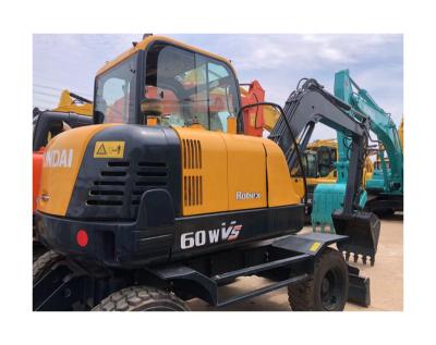 China Used Used Mini Excavator 6 Ton Hyundai 60w-7 Excavator 60 Digger Wheel Hydraulic Excavator 0.53 mÂ ³ for sale