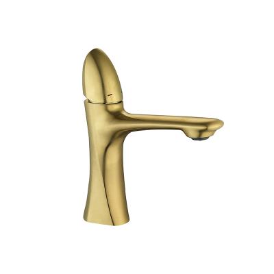 China Gold Metered Bathroom Faucets Brushed Bathroom Faucets Pull Down Hot Cold Brass Copper Single Handle Basin Faucet for sale