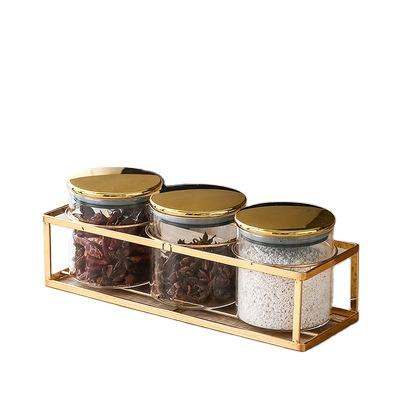 China Sustainable Nordic Glass Kitchenware 640ml Kitchen Storage With Airtight Metal Lid Shelves for sale