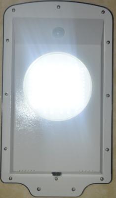 China Waterproof  6W Bridgelux Solar Powered LED Street Light 600 - 650lm for sale