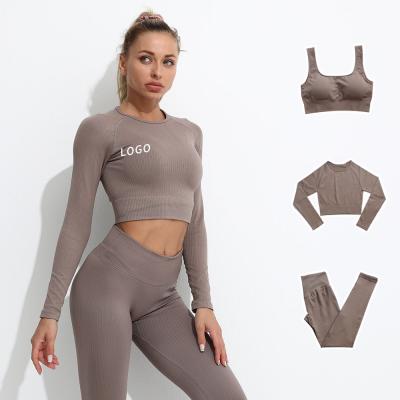 China Breathable Yoga Suit 3 Pieces For Womens Workout Sports Invest Shorts Bra Pants Shirts Apparel Clothes Yoga Sets for sale