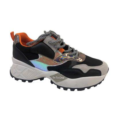 China 2022 New Fashion Women Designers Sports Shoes Manufacturers Casual Shoes Women Trainers Anti-slippery Running Sneaker for sale