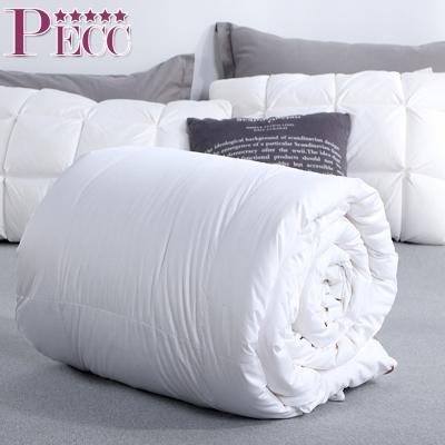 China Handmade Quilt Insert Plain White Down Alternative Comforter Filler Comforter Hotel Comforter Insert for sale