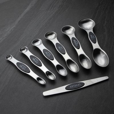 China Best Selling Viable 7 Piece Kitchen Baking Accessories Stainless Steel Jugs For Home Kitchen for sale