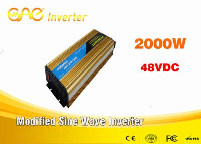 China 12v 24v 48v DC al cierre automático del inversor de corriente 2000w del coche de la onda sinusoidal de la CA en venta