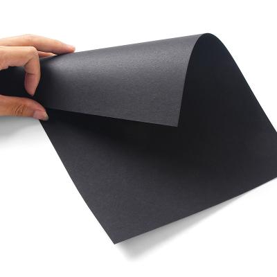 China Antibend High Quality Utility Pure Wood Pulps C2s 1mm Black Cardboard Paper Sheets for sale