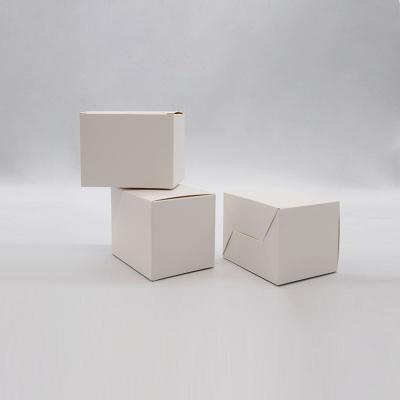 China Customizable Recycled Materials Logo Plain White Paper Box Cardboard Folding White Box for sale