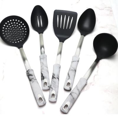 China Hip-home High Quality Stainless Steel Kitchenware Viable For Home Dining Kitchen Accessories Tool Utensils Nylon Cooking Set for sale