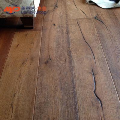 China Vintage Traditional Engineered Distressed Golden Oak 190mm x 15-4mm Handscraped Wood Flooring for sale