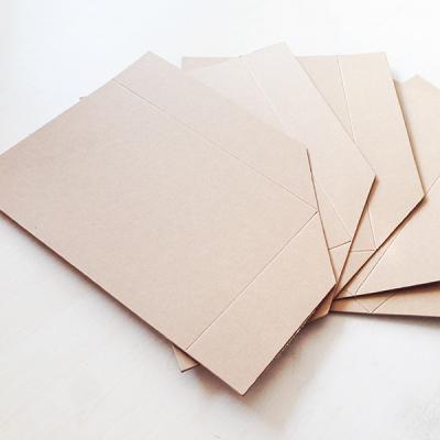 China Single Faced Kraft Slip Sheet Replace Traditional Wooden Pallet for sale