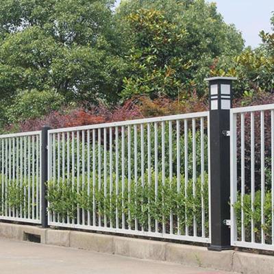 China Easily Assembled Factory price powder coated black metal square tube rod iron fence design for sale