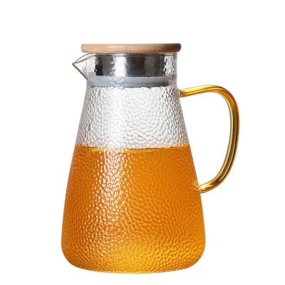 China Eco-Friendly Nordic Style Sustainable Wholesale Glass Water Pitcher With Lid And Fruit Infuser Glass Carafe With Wood for sale