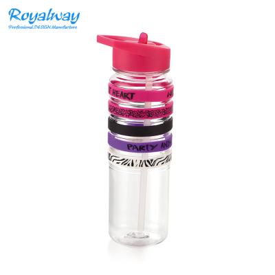 China 25oz Straw Viable Water Bottle Tritan Drinks Bottle with 5 Colored Detachable Silicone Wrist Bands for sale