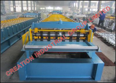 China Three High Trapezoid Gutters Profile Floor Deck Panel Cold Roll Forming Machine with Embossing Rollers en venta