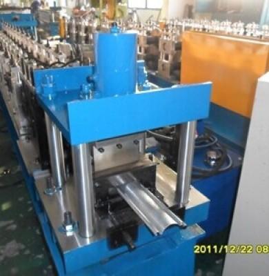 China Metal Shutter Door Roll Forming Machine, Cold Rollform Equipment for sale