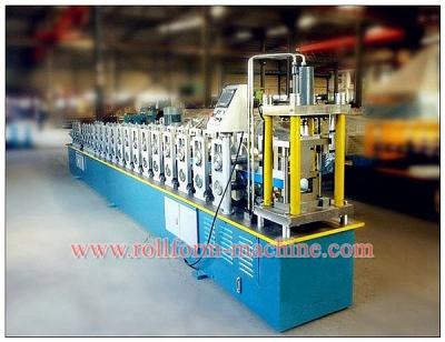 Chine Aluminium and Steel Seamless Rain Water Gutter Sheet Roll Forming Production Equipment Made in China à vendre