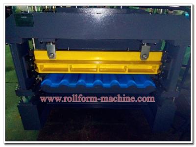 China Quality Colour Aluminium Metoccopo Step Tiles Roofing Panel Corrugating Machine with Auto Steel Cutter for sale