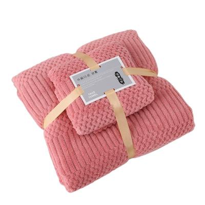 China QUICK DRY Quality Coral Fleece Polyester Logo Towel Set for sale