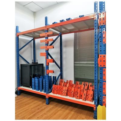 China 200-600kgs/level Capacity Medium Duty Steel Shelving for Industrial Storage Warehouse for sale