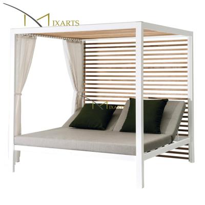 China Weather Resistant Mixarts Garden Aluminum Frame with Wooden Daybed for sale