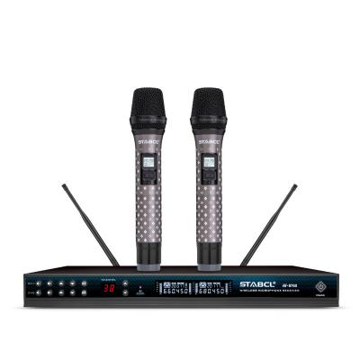 China Handheld Microphone UHF Wireless Karaoke Microphone With Dual Handhelds for sale