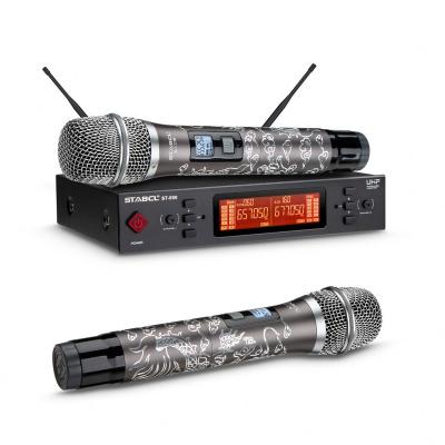 China Portable Wireless Microphone Factory Providing Dual Channels Mic Microphone Ktv Wireless Handheld for sale