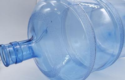 China Hohe Härte 5 der Eimerflasche der Gallonen-Wasser-Flaschen 750g transparentes Blau zu verkaufen