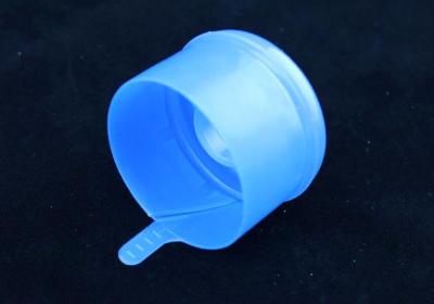 China 18.9 liter plastic mineral disposable no spill plastic water cooler bottle caps for sale