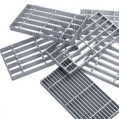 China Industrial Galvanized Steel Bar Fence Drainage Channel Serrated Stainless Steel Grating for sale