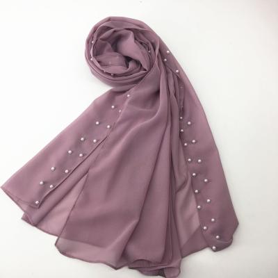 China 1822 Popular Muslim Chiffon Women Hijab Chiffon With Pearl Chiffon Shawls Stoles Arab Girls Popular Turbans for sale