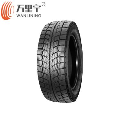 Chine suv tire factory in china 215 70 r16 225 70 r16 235 70 r16 high quality suv tyres à vendre