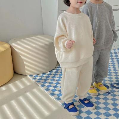 China Cotton Knitted Customized Spring Simple Design Children Sets Waffle Fabric Baby Sets Clothes Clothing for sale