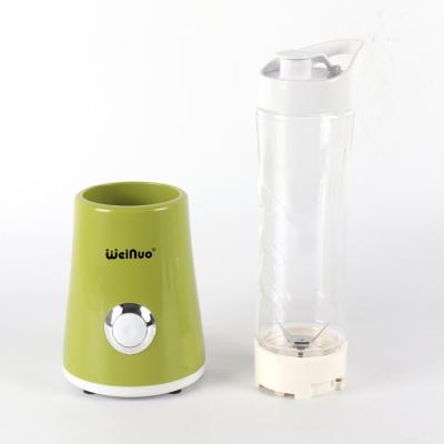 China Fashionable New Design Easy To Use Mini Home Portable Electric Shake N Take Adjustable Blender For Home Smoothie Maker for sale