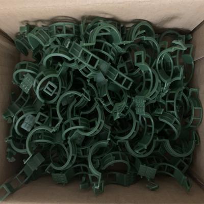 China Easily Clip 2021 Factory Clips Plastic White And Green Lattice Clips On Sale for sale