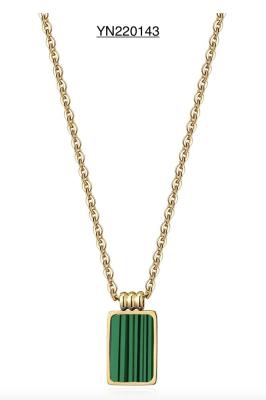 China Vintage 18k Stainless Steel Fashion Necklaces Square Green Stone Pendant Necklace for sale