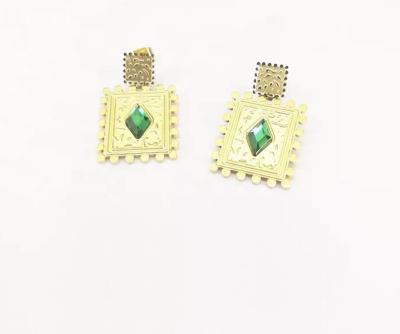 China De in Groene Gem Pendant Earrings Long Pendant-Oorringen van het Nagels18k Gouden Roestvrije staal Te koop