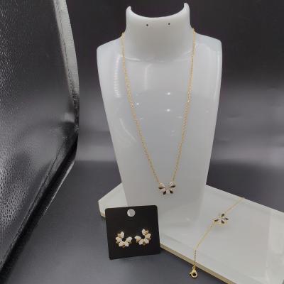 China Newest Gold Color Stainless Steel  Earring ,Necklace , Bracelet Sets With rainstone For Lady Popular for sale