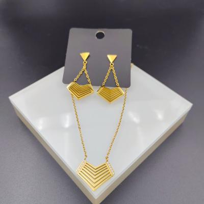 중국 High Polish Newest Gold Color Zircon Stainless Steel  Earring ,Necklace , Bracelet Sets For Lady 판매용