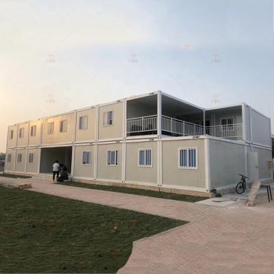 China Modern European Quick Install Container House Hotel Low Cost Luxury Modular Living Container Home for sale