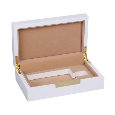 China Customized High Quality Handmade Matte Perfume Wooden Storage Box For Women Men's Gift Perfume Bottle Packaging Display Case Wholesale for sale